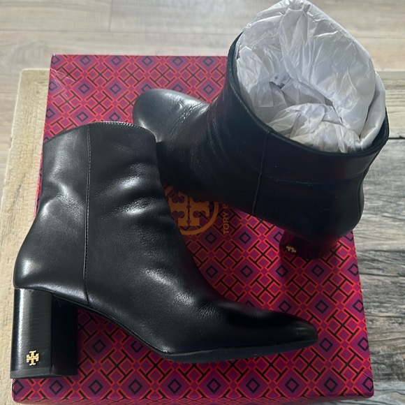 Tory Burch Women’s Brooke 70MM calf leather black booties with heel. Worn once! - Picture 1 of 6
